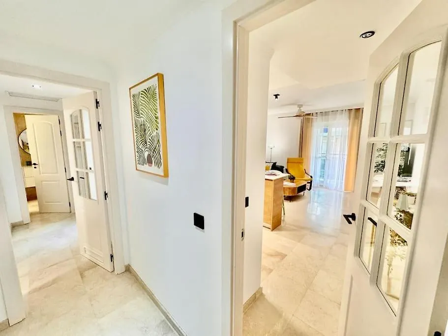 Primera Linea De Playa Apartamento Eleni Estepona Apartment